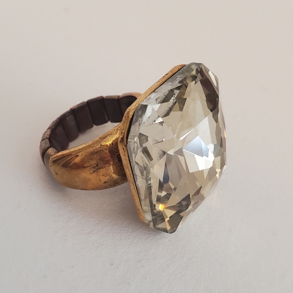 Jewel Stretch Cockail Ring - Picture 3 of 8